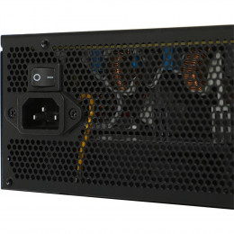 Блок питания Formula KCAS-700 PLUS  80+ Bronze, fan 12cm, 550mm cable, 20+4P, 4+4P, PCIe 6+2P x4, PATA x4, SATA x7L (ex Aerocool)