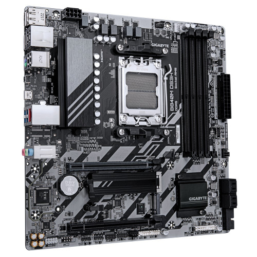 Материнская плата Gigabyte B840M DS3H Socket AM5, AMD B840, 4xDDR5-5200, HDMI+DP+DP, 2xPCI-Ex16, 4xSATA3(RAID 0/1/10), 2xM.2, 8 Ch Audio, 1x2,5GLan, (4+4)xUSB2.0, (2+2)xUSB3.2, (1+1)xUSB Type-C™, 1xPS/2, mATX RTL 